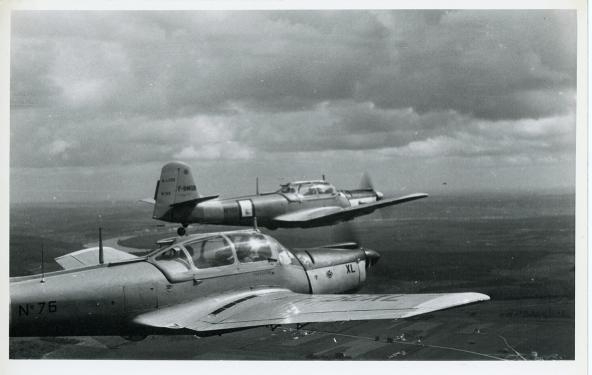 Firrodeo Bourgogne - Vol en formation - 1964