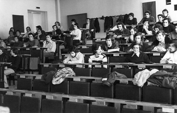 Cours en amphi Daurat - 1974